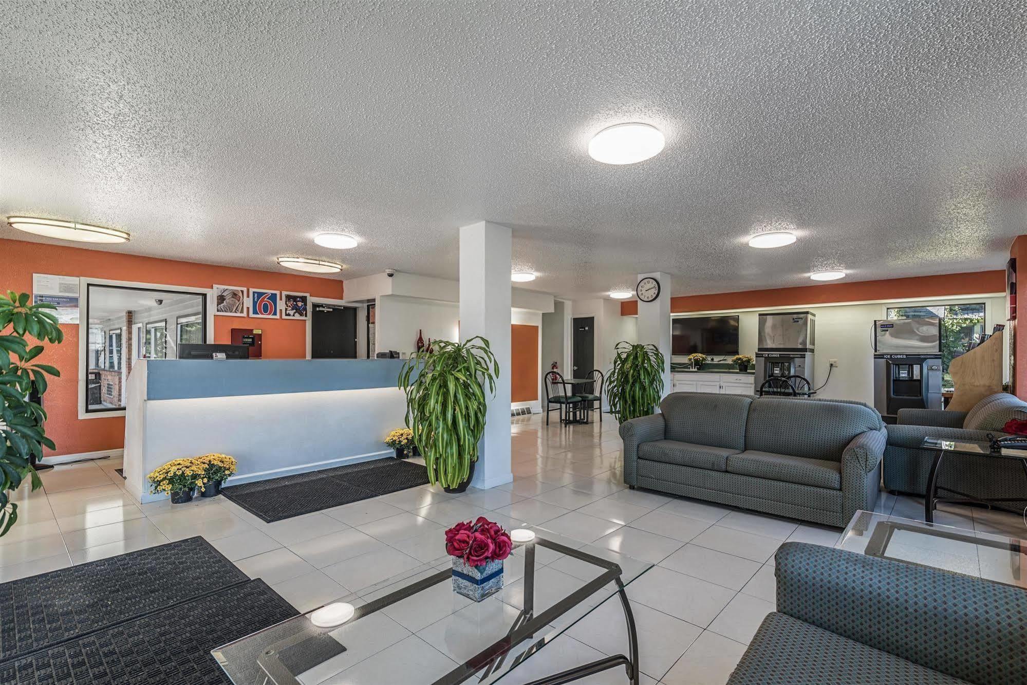 Motel 6 - Albany, Ny - Airport Exterior photo